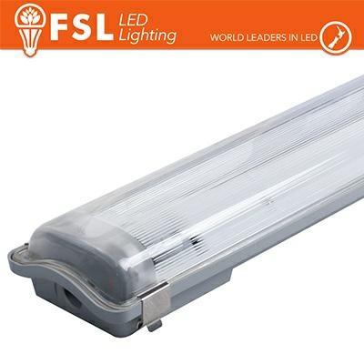 Plafo stagna portatubo T8 IP65: 2 tubo 120cm